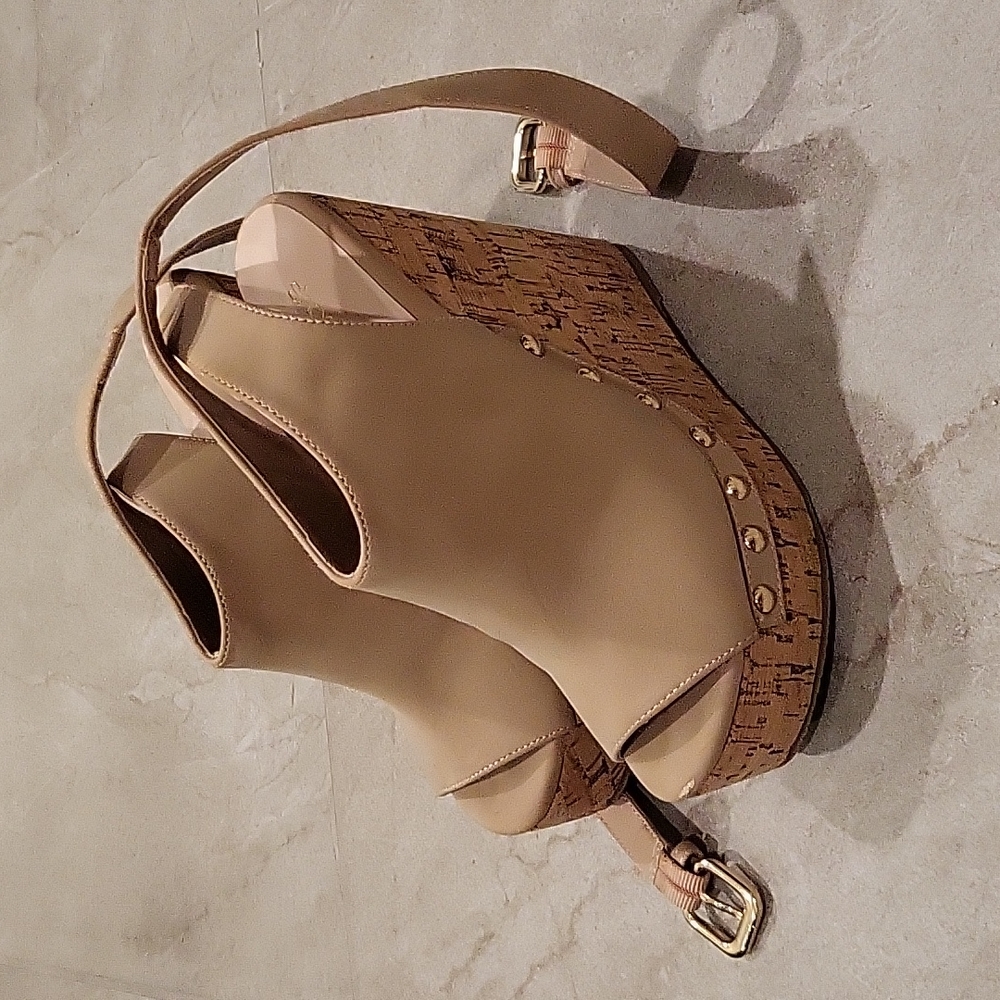 FASHION NOVA Strap-Around Wedges